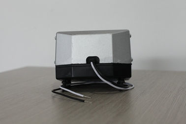 AC Micro- Industriële Vacuümpomp met geringe geluidssterkte/de Elektrische Dubbele Pomp van de Diafragmalucht